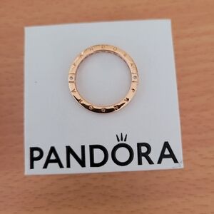 Pandora Rose-Toned Band with Sparkling Details